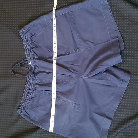 L.L. Bean, navy blue, elastic waist, drawstring, shorts, size large - Picture 6 of 9